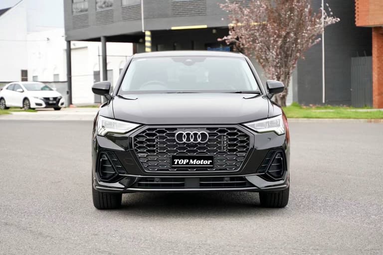 2023 Audi Q3