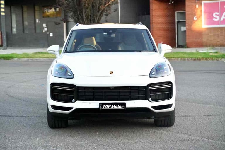 2018 Porsche CAYENN