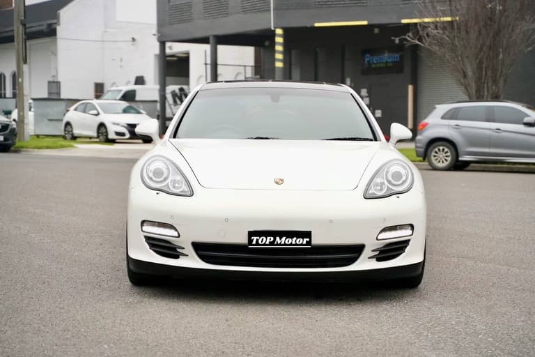 2012 Porsche Panamera